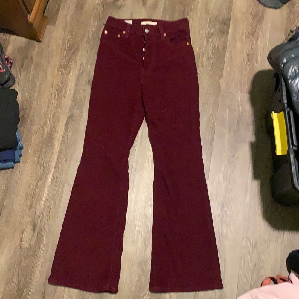 Burgundy Levi Ribcage Flared jeans